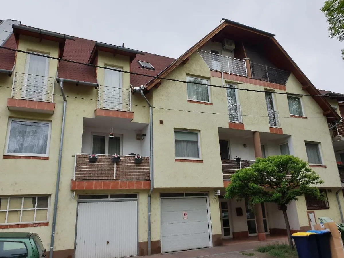 New Pest Apartman Apartment Budapest Hungary